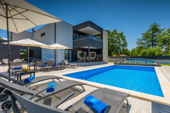 The perfect combination of nature and luxury, Designer Villa Dell Re with an indoor whirlpool in Žminj, Istria - Croatia Žminj