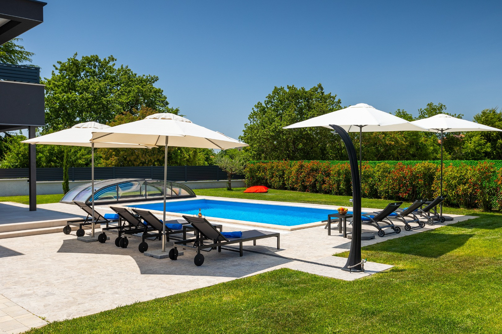 Villa Dell Re in Žminj - Designer villa with a heated pool, sauna, and jacuzzi, Designer Villa Dell Re with an indoor whirlpool in Žminj, Istria - Croatia Žminj